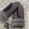 竇馳手套冬季女士韓版可愛(ài)麂皮絨連指掛脖學(xué)生騎車(chē)加絨加厚保暖棉手套 毛耳朵灰色 均碼 曬單實(shí)拍圖