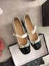 達芙妮銀色高跟瑪麗珍鞋女2026新款春季法式小香風(fēng)單鞋粗跟小皮鞋女 曬單實(shí)拍圖