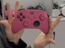 微軟（Microsoft）Xbox無(wú)線(xiàn)游戲手柄 無(wú)線(xiàn)控制器 浪漫粉 藍牙適配Xbox/PC/平板/手機 Steam促銷(xiāo)黑神話(huà) 33號遠征隊 曬單實(shí)拍圖