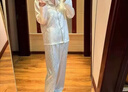 Virginia's Dreams秋冬新款真絲睡衣女法式簡(jiǎn)約輕奢可外穿情侶款家居服男禮盒送對象 月光白【長(cháng)袖+長(cháng)褲】真絲款 簡(jiǎn)約大方 M 女士【100-120斤】 曬單實(shí)拍圖