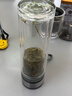 閩藍藍雙層玻璃杯茶水分離男士一鍵開(kāi)蓋便攜車(chē)載高硼硅耐高溫防摔泡茶杯 鋼本灰500ml【提繩款+升級加厚】 曬單實(shí)拍圖