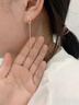 戚小米純S999銀水滴耳線(xiàn)女氣質(zhì)簡(jiǎn)約長(cháng)款耳環(huán)時(shí)尚新款時(shí)尚個(gè)性養耳洞耳飾 水滴耳線(xiàn)【一對】 曬單實(shí)拍圖