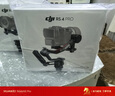 大疆 DJI RS 4 Pro 如影手持云臺穩定器 三軸防抖手持拍攝穩定器4.5千克負載旗艦專(zhuān)業(yè) 曬單實(shí)拍圖