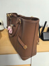 CHARLES&KEITH26春新品大容量通勤手提托特包斜挎包新年生日禮物CK2-30840655 Chocolate巧克力色 L 曬單實(shí)拍圖