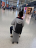 莎米特電動(dòng)行李箱寶媽兒童可騎行旅行箱拉桿箱競速漂移登機箱灰色20英寸 曬單實(shí)拍圖