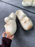 chedoir暹羅貓包頭拖鞋女夏季ins可愛(ài)貓咪防滑厚底沙灘涼拖鞋外穿 米白色【微足弓】 36-37 【適合36-37碼】 曬單實(shí)拍圖