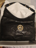 GROTTO個(gè)樂(lè )經(jīng)典黑石hobo包大小號植鞣綿羊皮腋下單肩斜挎軟包通勤禮物 經(jīng)典黑 金標L 曬單實(shí)拍圖
