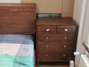 源氏木語(yǔ)實(shí)木現代臥室儲物柜北歐床邊柜子橡木胡桃色0.61米金屬滑軌五斗柜 曬單實(shí)拍圖