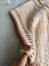 肯奈迪（KENNAIDI）日系學(xué)院風(fēng)針織衫馬甲背心秋冬復古寬松麻花條紋毛衣男女潮上衣 杏色-針織馬甲 2XL 【172CM-180CM】 曬單實(shí)拍圖