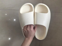 紅豆拖鞋女士2026新款夏季情侶可穿室內休閑防摔防滑厚底浴室拖鞋男款 白色【踩屎感】 38-39 【標準碼內長(cháng)245mm】 曬單實(shí)拍圖