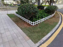 pvc塑鋼草坪護欄花園圍欄市政綠化帶隔離柵欄戶(hù)外欄桿菜園籬笆欄 【特厚款】0.3米高*3米寬 曬單實(shí)拍圖