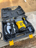 得力（deli）雙功能重型電錘大功率沖擊鉆多功能電鉆錘鎬兩用混凝土開(kāi)鑿套裝 曬單實(shí)拍圖
