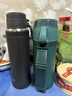 膳魔師（THERMOS）大容量高真空熱水瓶不銹鋼戶(hù)外旅行露營(yíng)運動(dòng)水壺便攜保溫瓶TCOY 深炭黑 1L 曬單實(shí)拍圖