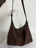 裘真新年禮物【明星推薦】經(jīng)典hobo包植鞣牛皮腋下通勤休閑餃子女包 咖啡色-大號 小包/大包 曬單實(shí)拍圖