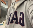 GAP男女裝春款LOGO抓絨寬松連帽拉鏈衛衣休閑上衣786376 淺灰色 M (170/92A)亞洲尺碼【偏大,建議拍小一碼】 曬單實(shí)拍圖