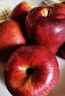 花牛蘋(píng)果甘肅天水正宗粉脆面新鮮應季水果鮮采輔食紅蛇果平果包郵 帶箱9.5-10斤商超級特大果 曬單實(shí)拍圖