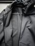 特步防潑水外套春夏新款男夾克上衣跑步服戶(hù)外騎行服雙層風(fēng)衣運動(dòng)服 0109加絨-熔巖灰-經(jīng)典簡(jiǎn)約 2XL 曬單實(shí)拍圖