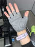 LP6006CK升級健身手套女運動(dòng)半指防滑騎行器械訓練薄防起繭白紫S 曬單實(shí)拍圖