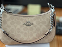 蔻馳（COACH）【新年禮物】奧萊女士女包經(jīng)典標志老花TERI單肩斜挎包麻將包 SV/沙黃色/灰褐色 曬單實(shí)拍圖