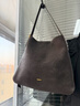 西木汀 靜夜 水桶包女通勤小眾單肩斜挎包輕奢腋下包新年禮 烏木色大號 曬單實(shí)拍圖