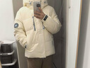 鴨鴨（YAYA）【明星同款】騏驥紅羽絨服男女情侶短款2025冬季新款時(shí)尚加厚外套 9842 米白色-YE4B015882D 【鴨鴨紫鉆系列】 S 男女同款【90-115斤】 曬單實(shí)拍圖