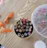 得力（deli）24色油性彩鉛原木六角桿彩色鉛筆學(xué)生繪畫(huà)涂色藝術(shù)寫(xiě)生手繪兒童畫(huà)筆筒裝女孩兒童禮物HM455-24 曬單實(shí)拍圖