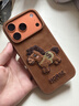 素洛適用蘋(píng)果17promax手機殼秋冬絨布刺繡小馬iPhone16pro創(chuàng  )意卡通簡(jiǎn)約男女15美拉德系帶掛繩14保護套 棕底-刺繡小馬+鈴鐺棕毛球+淺棕色粗皮手繩 iPhone 17 Pro 曬單實(shí)拍圖