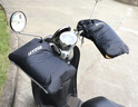 IZTOSS 摩托車(chē)手套電動(dòng)車(chē)手把套防風(fēng)冬季保暖加絨護手套防寒加厚大口 曬單實(shí)拍圖