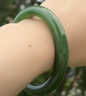 周六福 和田玉手鐲女清新碧玉平安鐲溫婉美玉鐲送媽媽生日禮物 春水碧(鐲臂直徑約11.4mm)-54# 曬單實(shí)拍圖