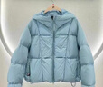斐樂(lè ) 斐樂(lè )官方女裝羽絨服2025冬新款時(shí)尚休閑保暖面包服連帽外套 蒼晴藍-BU M 165/84A/M 曬單實(shí)拍圖