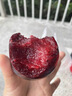 【澳洲進(jìn)口】恐龍蛋胭脂女王李當季新鮮水果血絲李紅肉紅心李子 1斤 精選特級果 曬單實(shí)拍圖