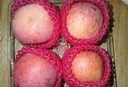 【產(chǎn)地直采】山東棲霞紅富士蘋(píng)果4粒約950g 曬單實(shí)拍圖