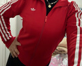 阿迪達斯（adidas）【滔搏運動(dòng)】三葉草女子紅色休閑漏斗領(lǐng)運動(dòng)夾克針織外套KS1363 KS1363 L 曬單實(shí)拍圖