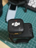 大疆 DJI Mic 3 進(jìn)階迷你無(wú)線(xiàn)麥克風(fēng) 采訪(fǎng)直播視頻錄音領(lǐng)夾麥 一拖一 蘋(píng)果15-17系列+安卓+相機 曬單實(shí)拍圖