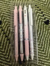 RosyPosy柔設芭蕾綁帶中性筆ins高顏值小眾學(xué)生考試刷題筆0.5mm速干按動(dòng)黑筆 pink-pink 粉色 曬單實(shí)拍圖