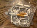 MERIDA美利達自行車(chē)腳踏三培林鋁合金腳踏板山地車(chē)通用腳蹬子公路車(chē)配件 （雙面防滑釘 加寬省力）銀色 曬單實(shí)拍圖