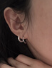Holycat懷里貓999銀耳環(huán)養耳洞莫比烏斯耳圈耳骨素圈免摘耳扣耳飾女生生日禮物 莫比烏斯耳圈（小號）一對 曬單實(shí)拍圖