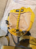 戶(hù)外休閑背包簡(jiǎn)約時(shí)尚胸包徒步登山運動(dòng)包水壺包防水耐磨年輕背包 黃色 曬單實(shí)拍圖