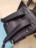 暇步士（Hush Puppies）背包雙肩包頭層牛皮商務(wù)男包大容量休閑通勤旅行包高檔品牌電腦包 黑色HA-1511021W-5720 曬單實(shí)拍圖