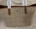 蔻馳（COACH）【品牌直供】CITY女士大號托特包單肩手提包5696婦女節禮物 曬單實(shí)拍圖