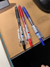 百樂(lè )（PILOT）【熱門(mén)商品】JUICE果汁筆按動(dòng)黑色中性筆高顏值0.5簽字筆水筆學(xué)生考試刷題文具套裝（黑紅藍）3支 曬單實(shí)拍圖