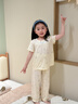 英氏（YEEHOO）兒童家居服套裝夏季女童短袖長(cháng)褲居家服10A抗菌莫代爾睡裙 花町漫語(yǔ)套裝（短袖+長(cháng)褲） 120 曬單實(shí)拍圖
