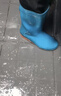 鳴固 雨鞋女款 中筒牛筋防水防滑耐酸堿農場(chǎng)勞保雨靴  天藍色【中筒】 37碼 曬單實(shí)拍圖