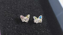 芯奢純銀999足銀針蝴蝶耳釘女士耳骨釘高級耳環(huán)精致小巧養耳洞不過(guò)敏 一對+精美禮盒 曬單實(shí)拍圖