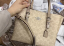 蔻馳（COACH）【品牌直供】女士MOLLIE中號斜挎手托特包CV965女神節禮物 曬單實(shí)拍圖