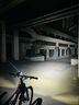CKULH德國自行車(chē)夜騎燈前燈山地車(chē)公路車(chē)單車(chē)超亮長(cháng)續航夜間照明燈車(chē)燈 升級版  液晶數顯 /光控感應/XTE強光/18650大鋰電/4檔模式 曬單實(shí)拍圖