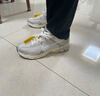 耐克NIKE男子休閑鞋NIKE ZOOM VOMERO 5運動(dòng)鞋HF0731-007 白銀 43 曬單實(shí)拍圖