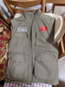 JEEP SPIRIT國家隊雙面穿馬甲男士秋冬運動(dòng)工裝保暖背心戶(hù)外百搭加絨無(wú)袖外套 卡其-國旗+橫英語(yǔ) XL 曬單實(shí)拍圖