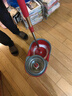 美麗雅旋轉拖把家用甩水套裝拖帕加速桿雙驅動(dòng)免手洗甩水拖把桶不銹鋼籃 中國紅【共2拖頭】 曬單實(shí)拍圖
