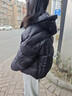 艾萊依陳都靈同款女士羽絨服泡芙短款連帽抽繩保暖冬新年外套 月夜黑M 曬單實(shí)拍圖